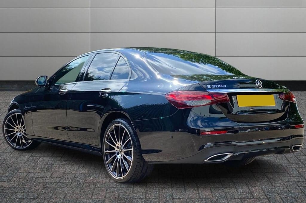 business e-class 3-min