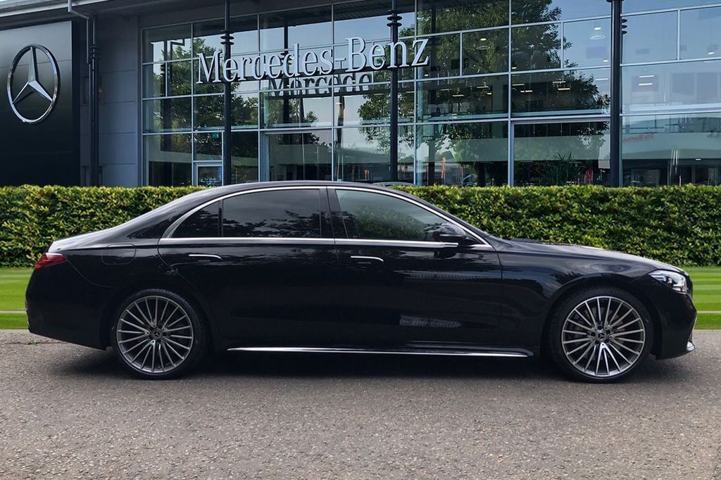 first class s-class 2-min