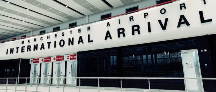 manchester airport arrivals